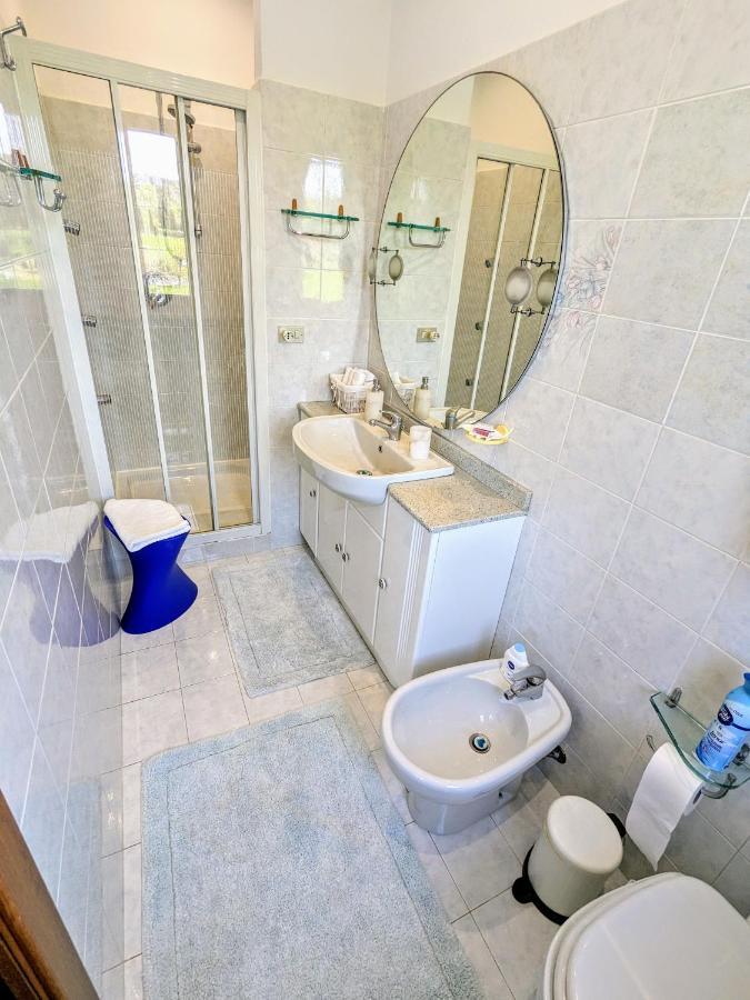 B&B The Way Home Дезенцано-дель-Гарда Экстерьер фото