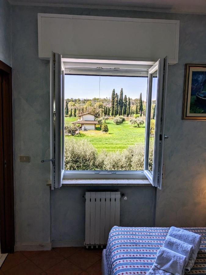 B&B The Way Home Дезенцано-дель-Гарда Экстерьер фото