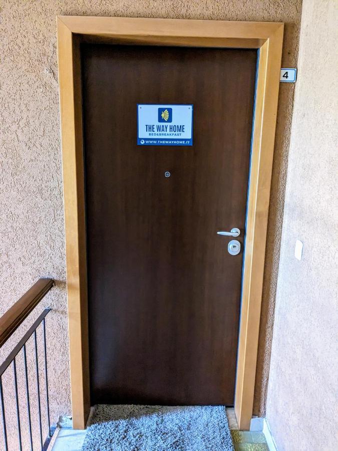 B&B The Way Home Дезенцано-дель-Гарда Экстерьер фото
